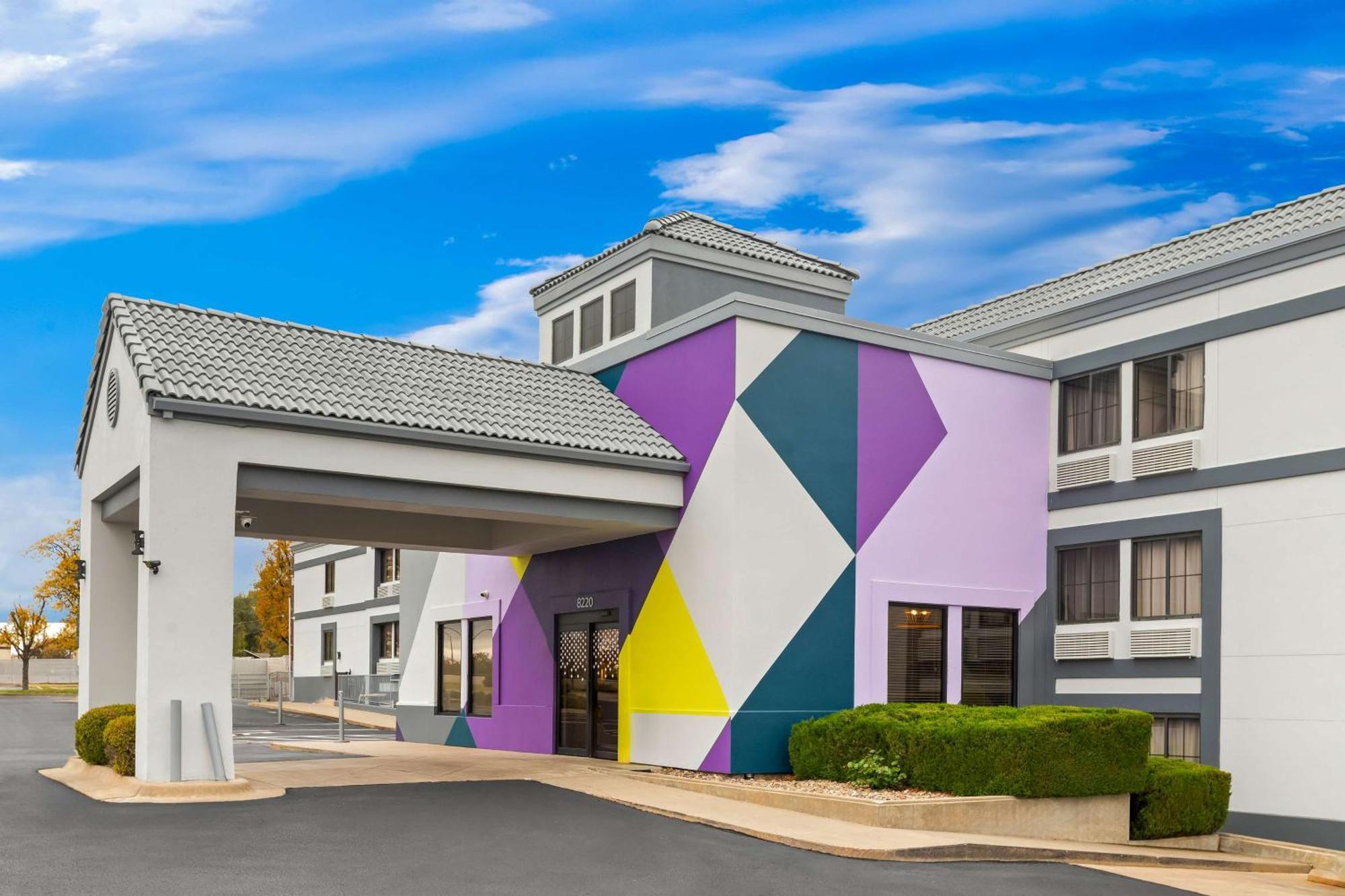 Spark By Hilton Wichita East Esterno foto